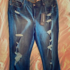 Plus size torrid bombshell skinny jeans